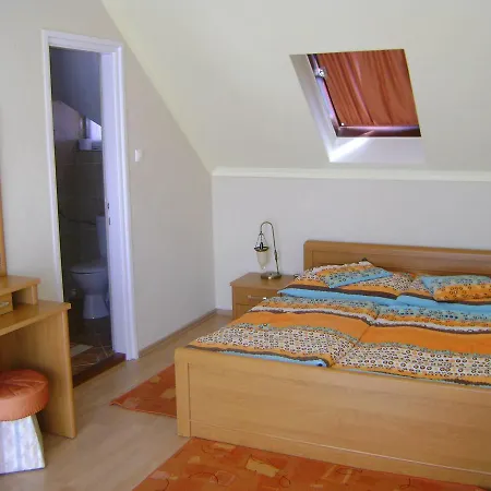 Mikes * 希欧福克