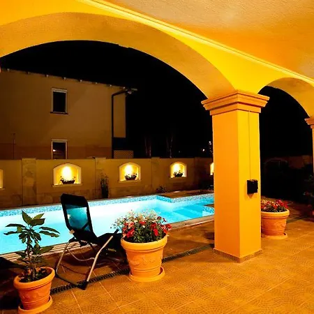 Mikes Villa Siófok